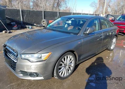 2013 Audi A6 3.0T Premium z USA, uszkodzony, nr VIN WAUGGAFC3DN132404